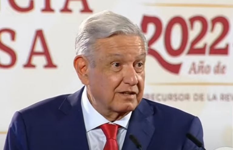 En la imagen, el presidente AMLO en su habitual conferencia de prensa. Foto: Twitter