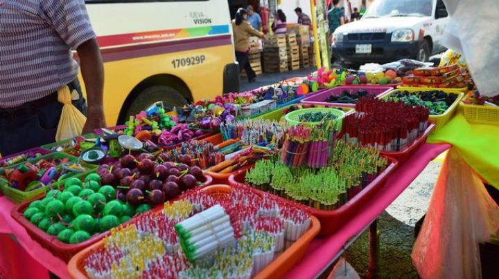 Cuida a los 'lomitos': Chalco prohíbe la quema de fuegos pirotécnicos en fiestas patrias