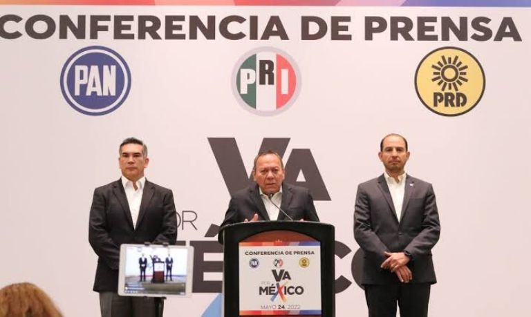 Conferencia Va por México en la CDMX