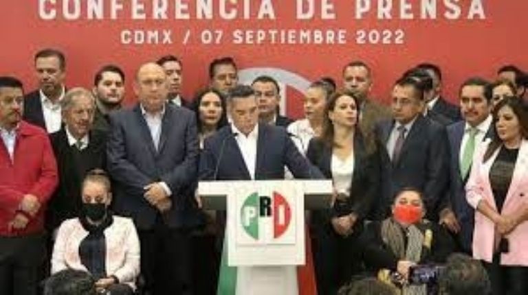 El PRD y el PAN suspendieron temporalmente su alianza con el PRI. Foto: Internet
