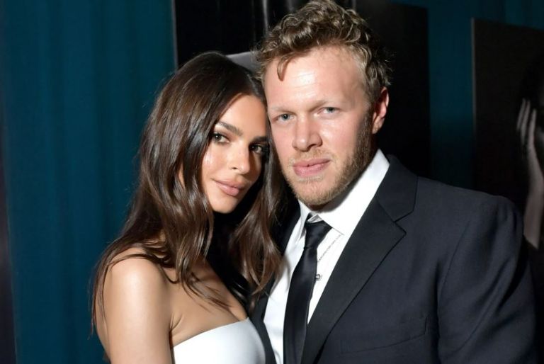 Fotografía de Emily Ratajkowski con Sebastian Bear