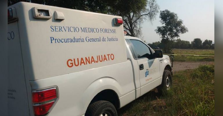 Semefo llega al sitio del crimen