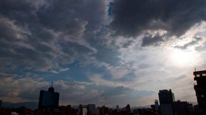 Alertan por Clima frío en la CDMX y activan Alerta Naranja; Se esperan lluvias en Edomex