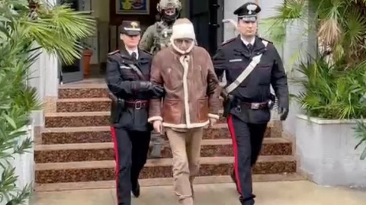 Cae a Matteo Messina Denaro, "el último jefe de jefes" de la mafia en Italia; policía celebra