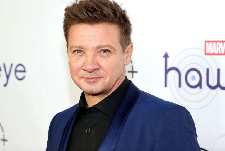 Jeremy Renner sufrió un accidente 