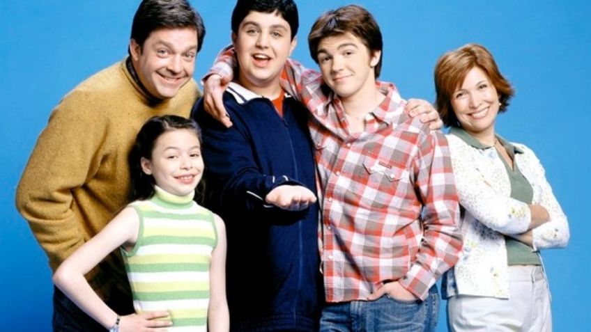 Tras ser acusado de acoso, actor y cantante fue abandonado por su esposa y su bebé