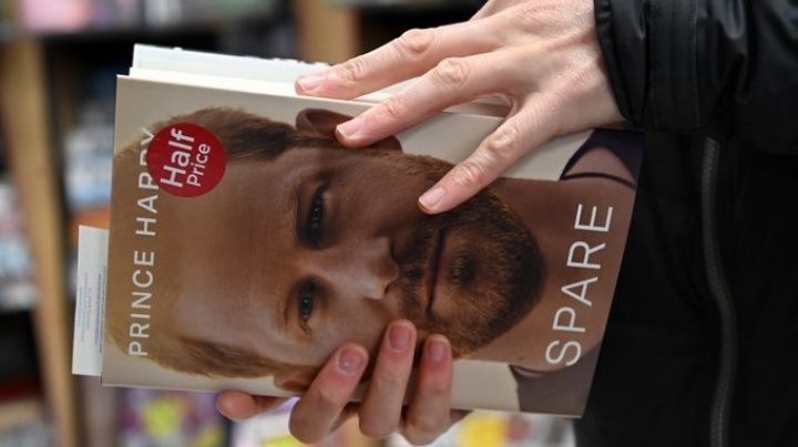 Duro golpe a la corona: EL libro de Harry Windsor se coloca como el más vendido en el mundo