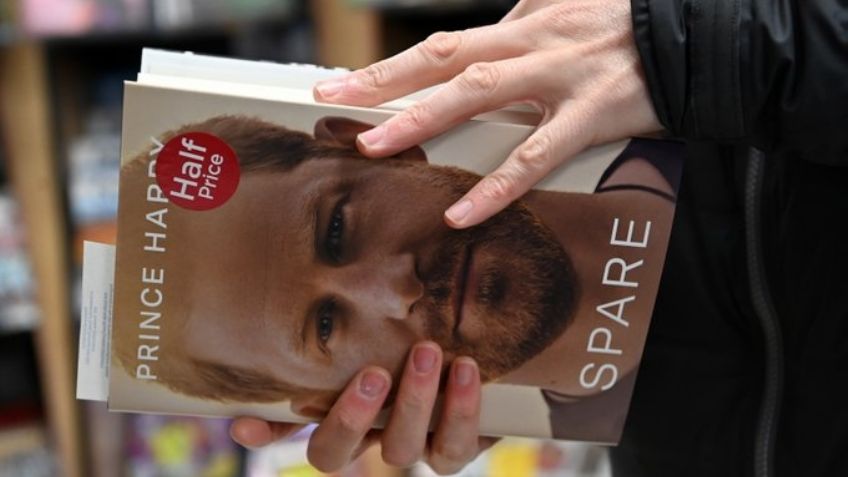 Duro golpe a la corona: EL libro de Harry Windsor se coloca como el más vendido en el mundo