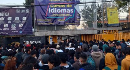 (VIDEO) Tensión en la UNAM: Encapuchados toman la Prepa 5; estudiantes entran a la fuerza