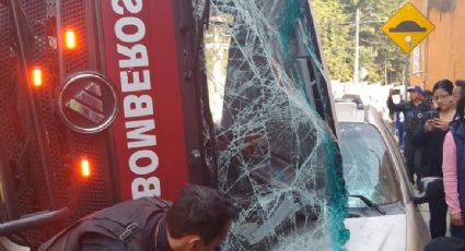 Camión de Bomberos se vuelca en la alcaldía  Magdalena Contreras; Hay 3 lesionados