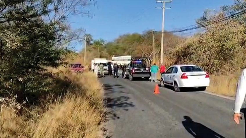 A la orilla de un lago, desconocidos asesinan a balazos a un hombre en Morelos
