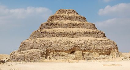 Expertos identifican a la que sería la momia más antigua de la historia; estaba cubierta de oro