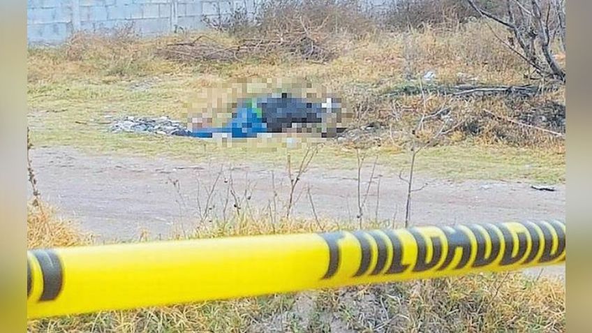 Sicarios asesinan a hombre y abandonan su cuerpo en medio de predio; tenía el tiro de gracia