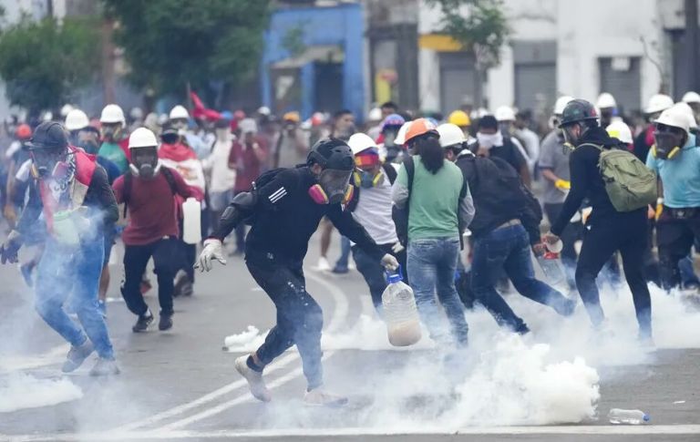Continúan protestas en Perú. Foto: Twitter