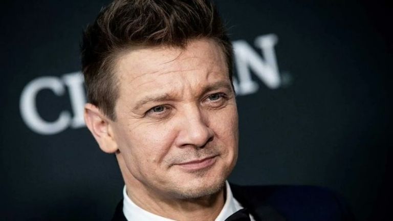 Jeremy Renner 