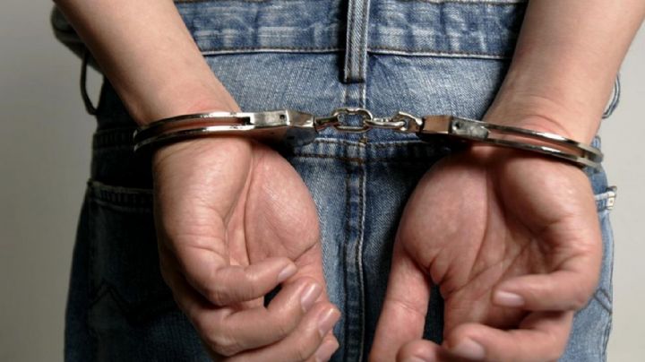 Dan arresto domiciliario al presunto asesino de un querido cantante; lo habría baleado