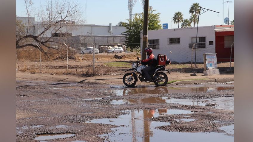 Ciudad Obregón: Vecinos denuncian fuga de agua en la colonia Campestre