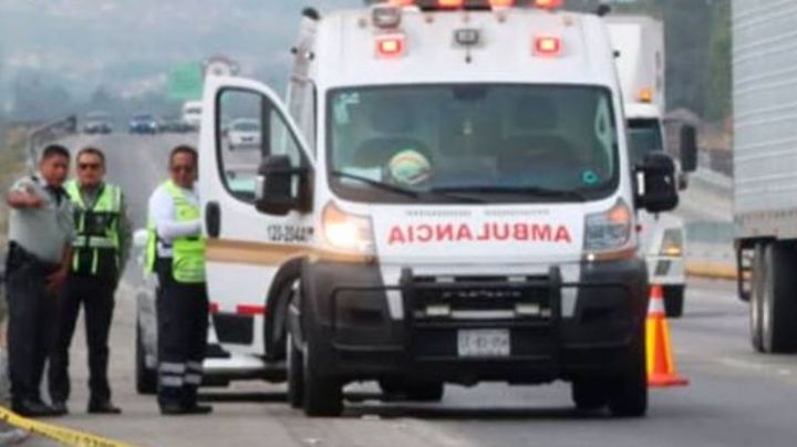 Caos en la México-Puebla tras muerte de ciclistas; automovilista los atropelló y escapó