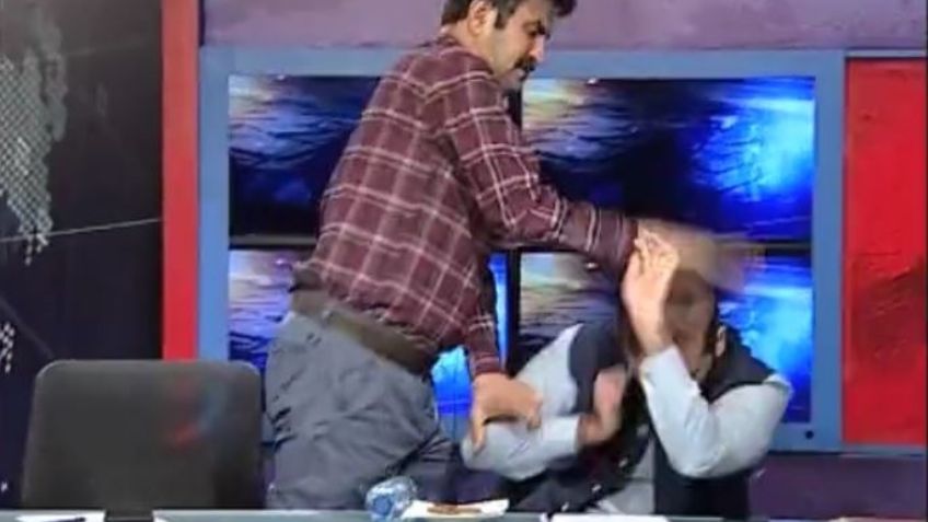 VIDEO: Debate televisivo de Paquistán entre opositores termina en fuerte pelea a golpes