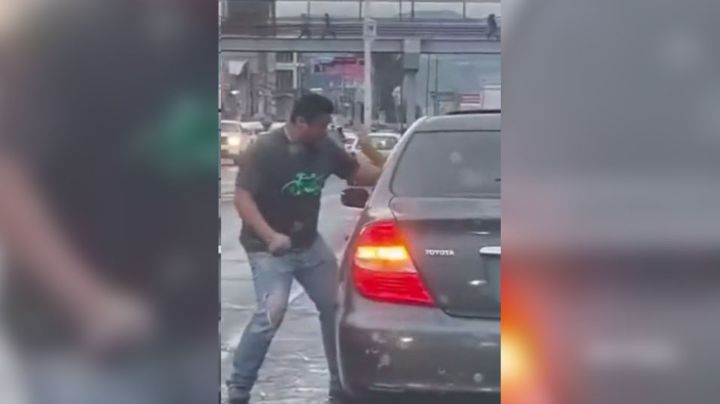 VIDEO: Con desarmador en mano, hombre ataca a una mujer en Ixtapaluca