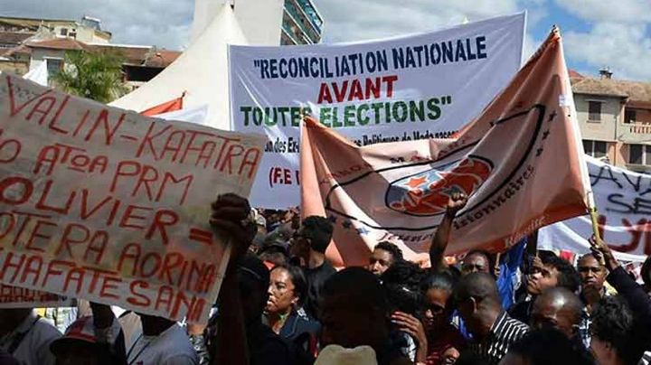 Madagascar: Los senadores votan por unanimidad para destituir a su presidente por "deficiencia mental"