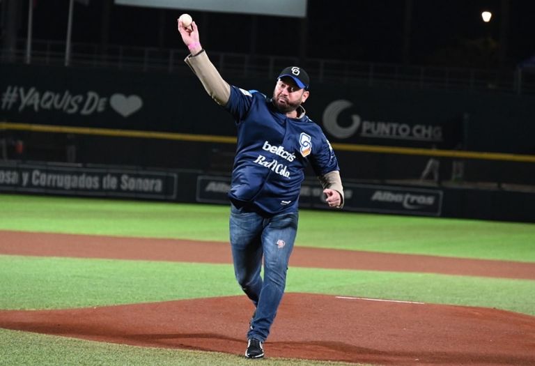 Alfredo Osuna, aficionado de Yaquis