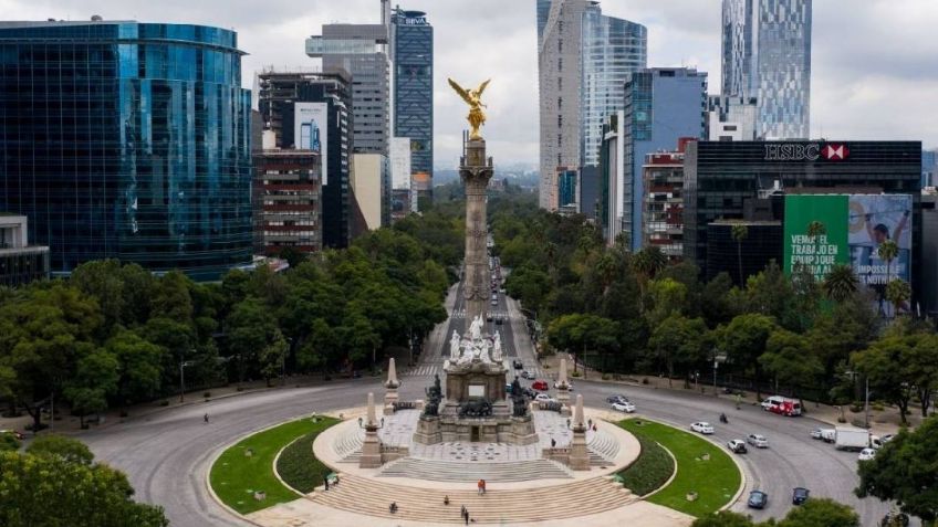 Horror en la CDMX: Hombre muere tras caer del piso 23 de un edificio en Paseo de la Reforma