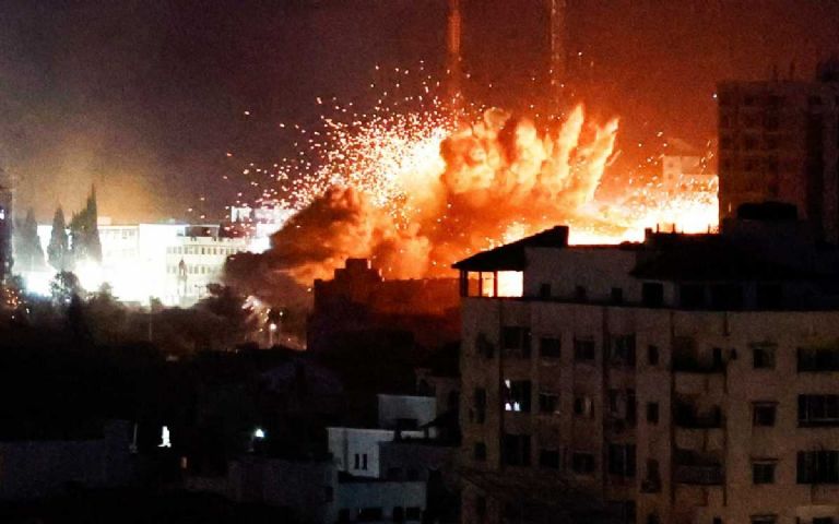 Miles de muertos en Israel y la Franja de Gaza