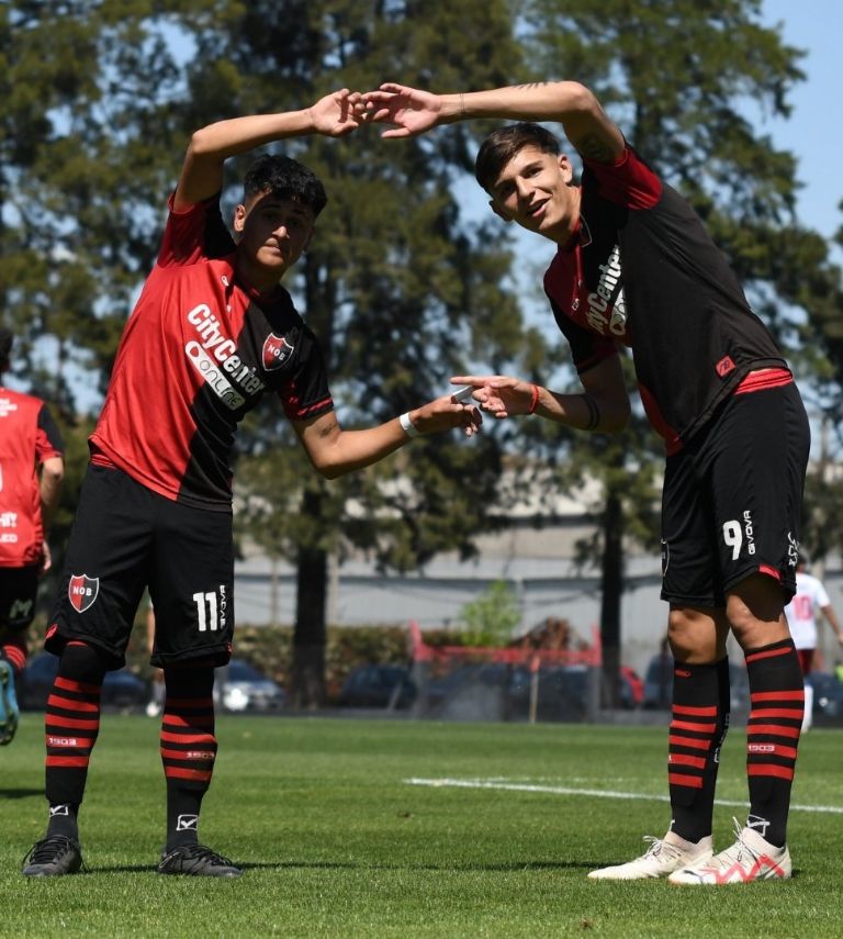 ¿Quién es Thiago Gigena el goleador de Newells Old Boys que convocó la Selección Mexicana?