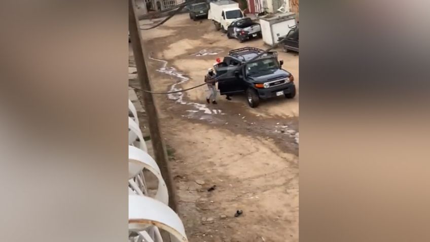 VIDEO: Momento exacto en el que un joven es 'levantado' por desconocidos en Jalisco