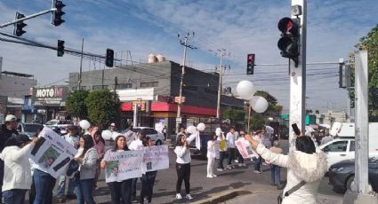Exigen justicia por Daniel, joven secuestrado en Ecatepec; bloquean avenida Central