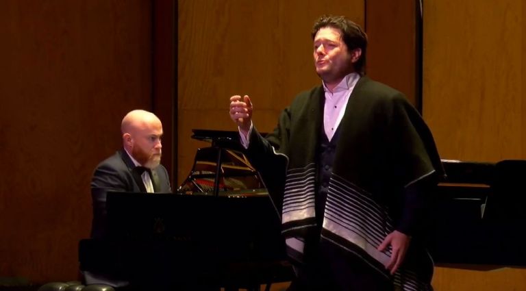 Presentación en el Festival Cervantino de Arturo Chacón, tenor sonorense. Foto: Cortesía