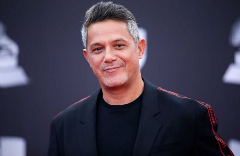Alejandro Sanz dedicaría canción a su novia, Rachel Valdés 