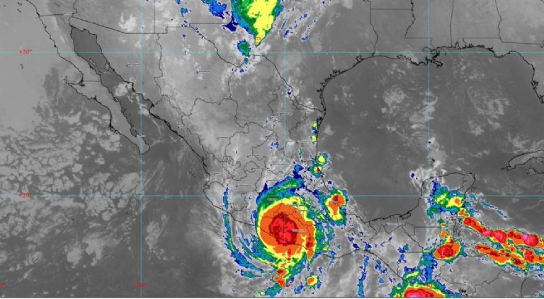 Huracán Otis y Patricia en el Pacífico 