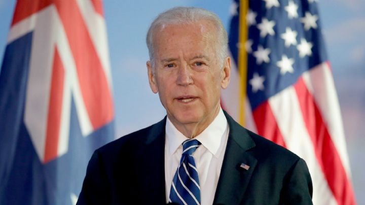 Biden acusado de hipocresía por plan para prohibir cigarrillos mentolados, mientras impulsa despenalización de la marihuana