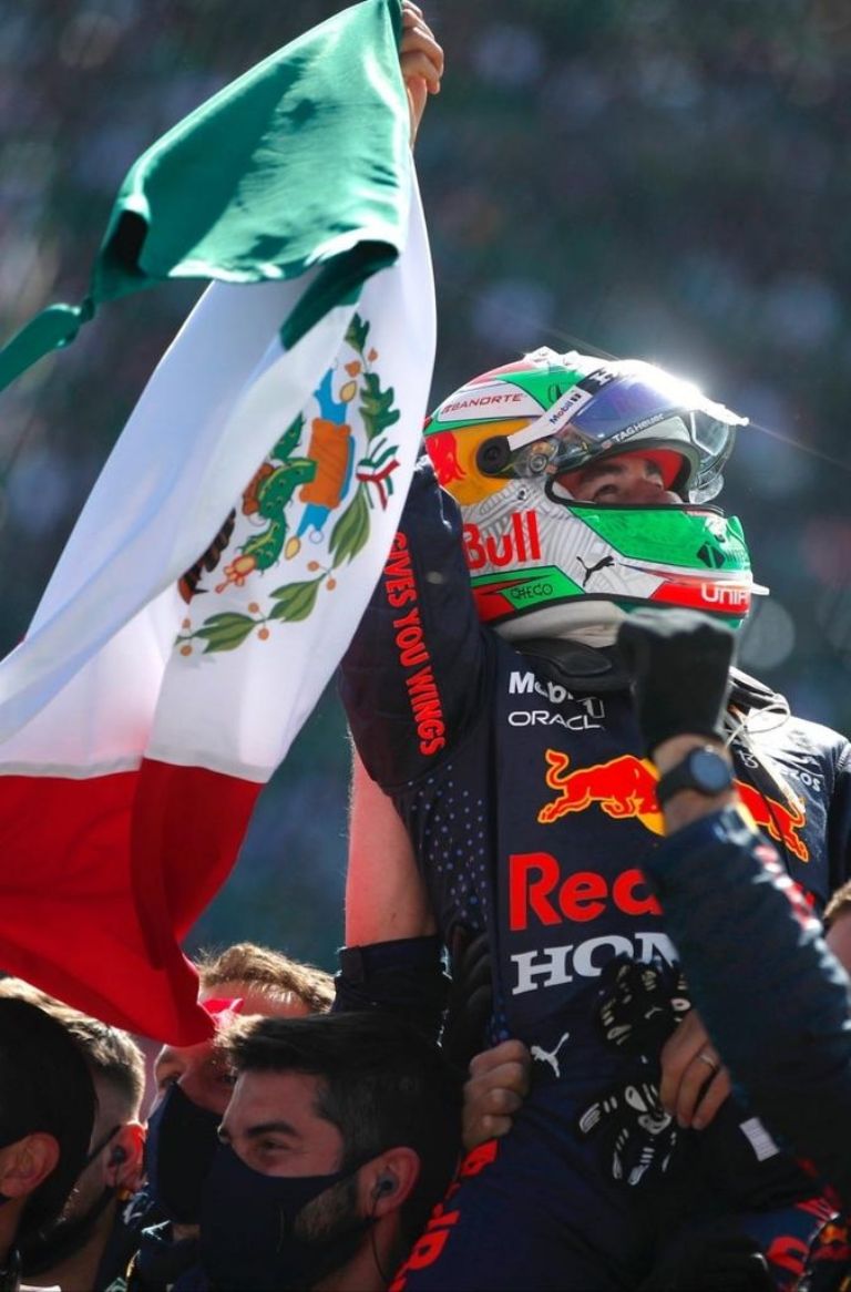 Sergio Pérez en el Gran Premio de México
