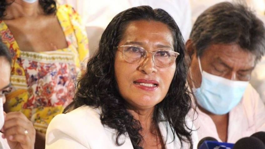 Tras 2 días de ausencia, alcaldesa de Acapulco pide a ciudadanos que limpien las calles