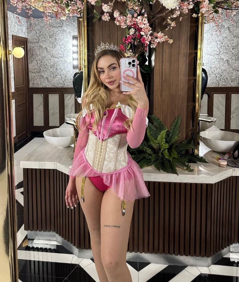 Maya Nazor de La Bella Durmiente