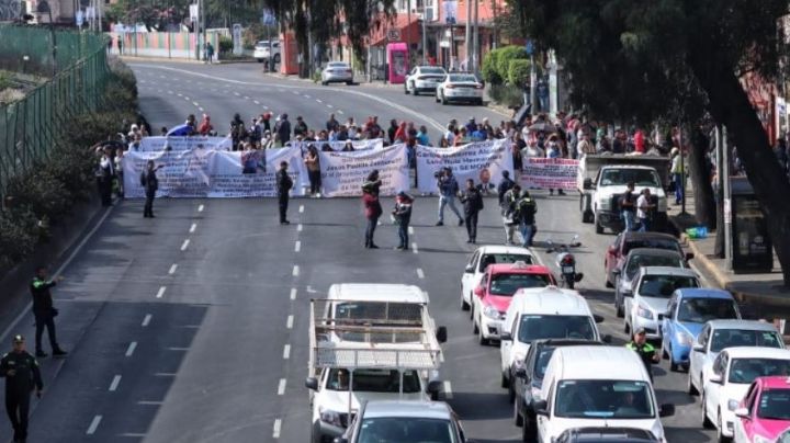 Caos en calzada de Tlalpan: Tras horas de bloqueos buscan retirar manifestaciones