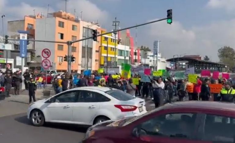 Transportistas provocan caos en Tlalpan