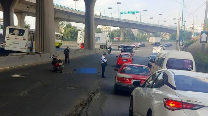 Motociclista muere aplastado por tráiler en la México-Querétaro a la altura de Perinorte