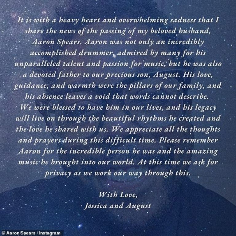 Muerte del baterista de Ariana Grande