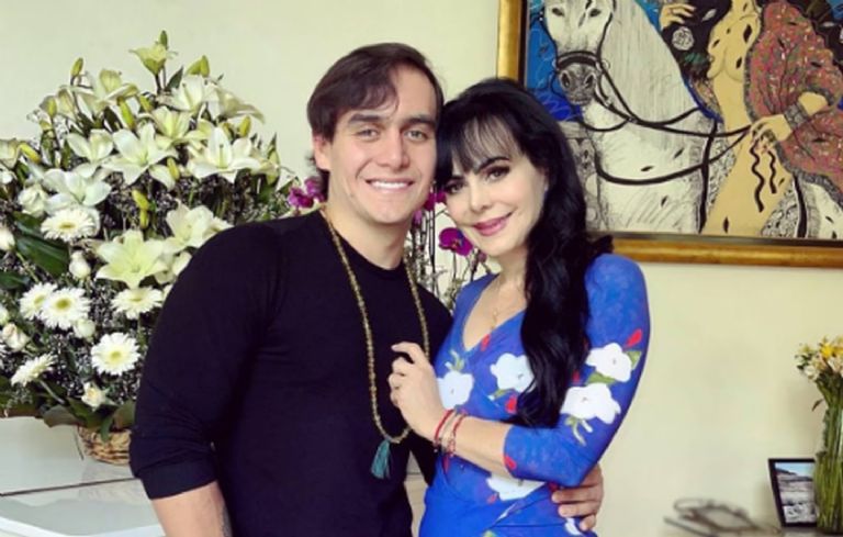 Maribel Guardia y su hijo Julián