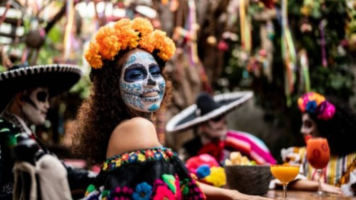Maquillaje de 'La Catrina' en 5 sencillos pasos; sigue nuestro tutorial para este Día de Muertos