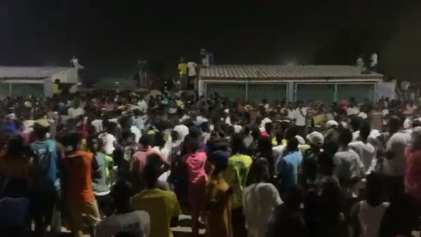 VIDEO: Desentierran a cadáver y lo queman porque sospechaban que era 'gay' en Senegal