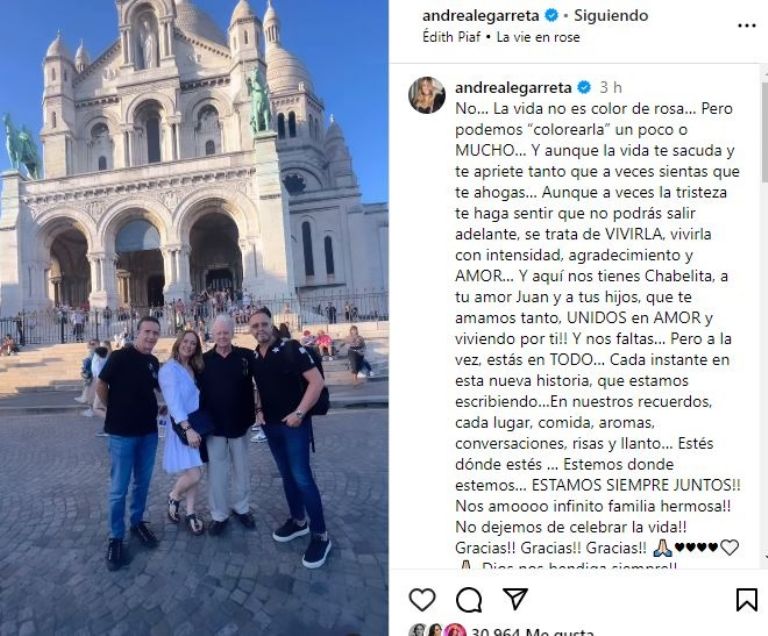 Andrea Legarreta se va a Francia tras vivir el luto de su madre