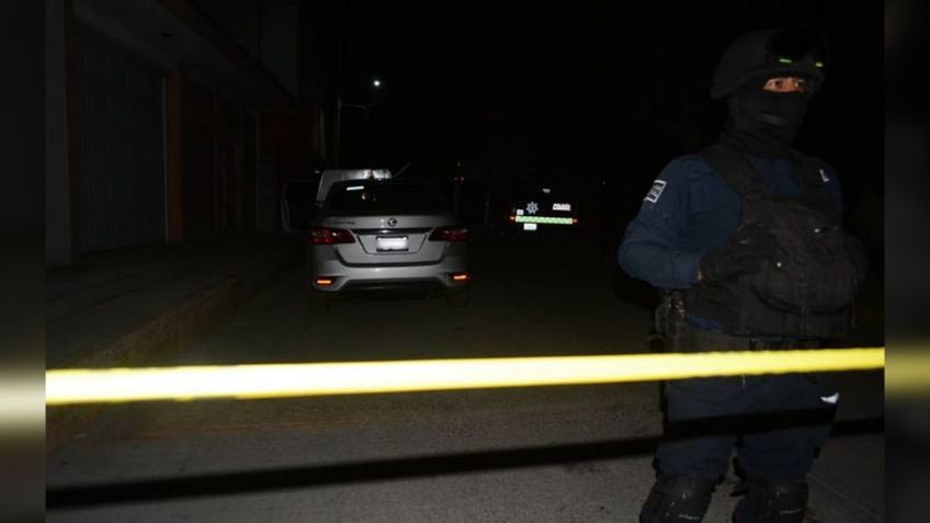 Tres jóvenes que convivían afuera de un domicilio son asesinados a balazos en Guanajuato