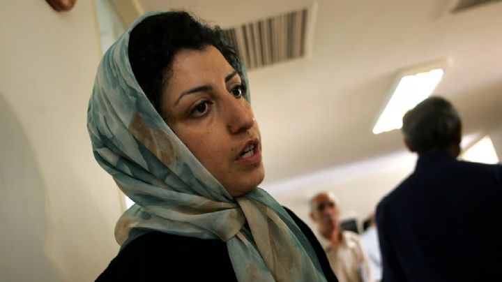 Narges Mohammadi, encarcelada, gana el Premio Nobel de la paz; Irán reclama