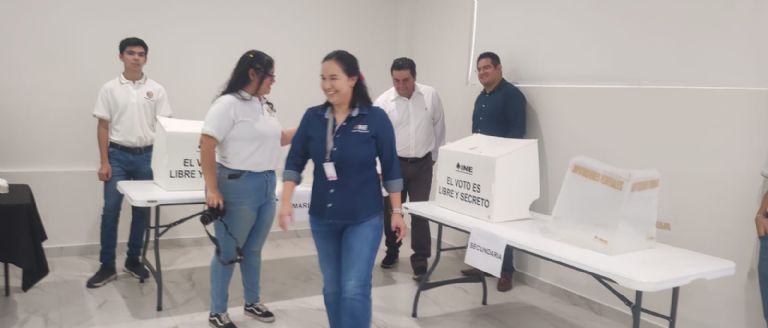 Realizan ejercicio democrático en escuela de Cajeme. Foto: Facebook