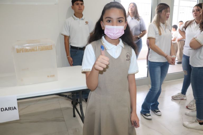 Proceso democrático en el Colgio Venecia